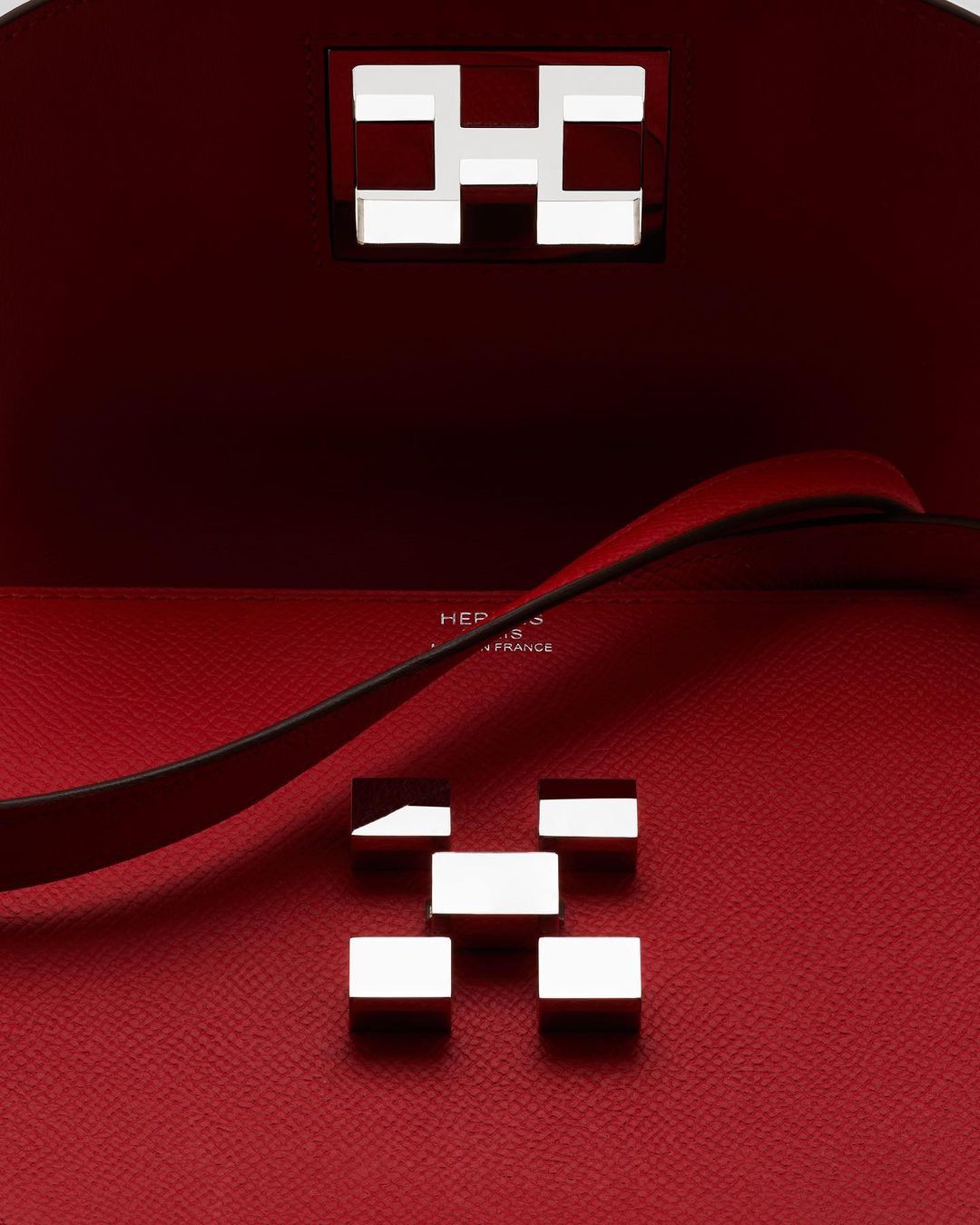 MIRROR MIRROR |  Dec. 20