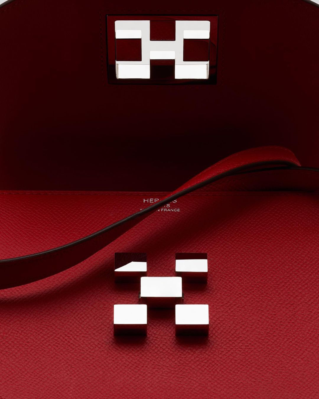 MIRROR MIRROR |  Nov. 22