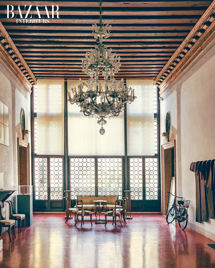 Harper’s Bazaar intérieurs |  Dec. 25