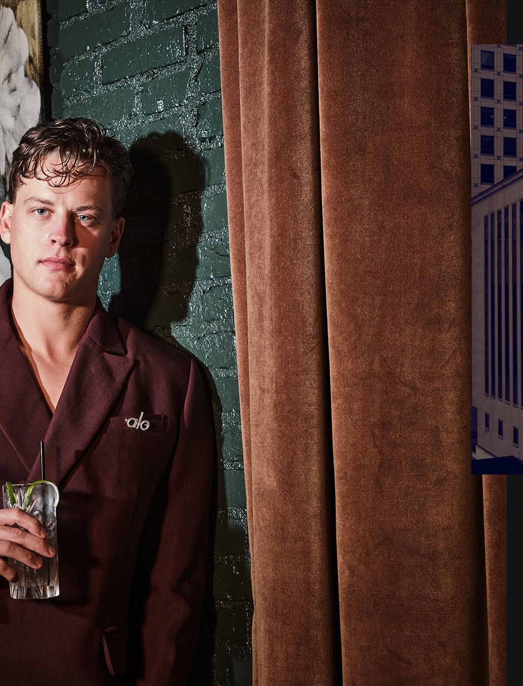 The weather is cooling off and so is Joe Burrow in this chilly cover for Sports Illustrated shot by @clay_patrick_mcbride !