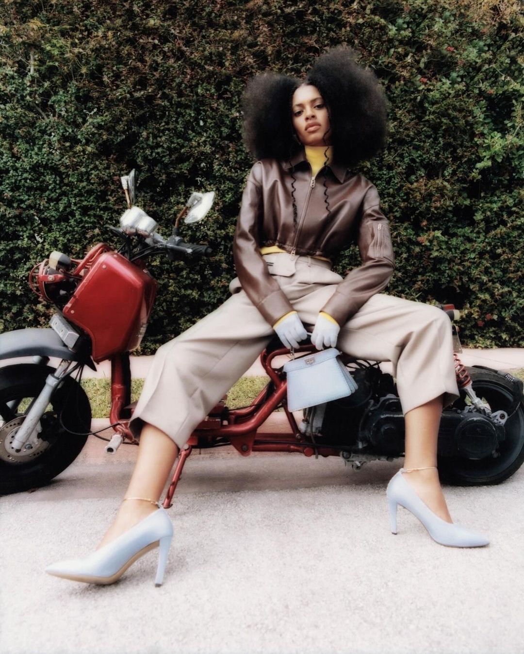 Wonderland |  Mar. 24