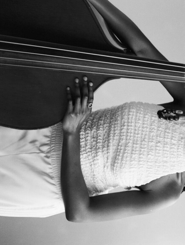 We’re thrilled to share that director and photographer Jameela Elfaki (@jameelaelfaki) debuted her latest body of work ‘MUSIC ROOM’ on July 3rd in London.
⠀⠀⠀⠀⠀⠀⠀⠀⠀
This project is a photographic exploration documenting three incredible women of colour who are reshaping the classical and jazz musical landscapes. It is inspired by her mother’s love of classical music, where she often struggled to see women like herself.
⠀⠀⠀⠀⠀⠀⠀⠀⠀
‘MUSIC ROOM’ invites viewers to see themselves reflected in these spaces and to reconsider who belongs within them.
⠀⠀⠀⠀⠀⠀⠀⠀⠀
Featured artists Amy Gadiaga, Miriam Adefris, and BODUR blur the boundaries between classical and contemporary, tradition and self expression—composing new definitions of presence and power.
⠀⠀⠀⠀⠀⠀⠀⠀⠀
#jameelaelfaki #musicroom #director #photographer #lairdandgoodcompany