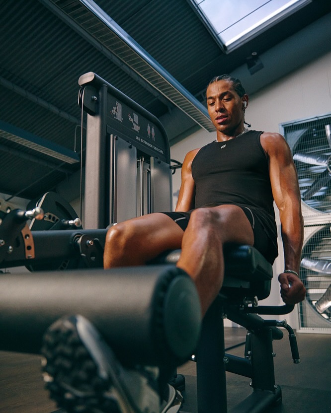 Jameela Elfaki (@jameelaelfaki) photographs for @onepeloton’s latest campaign.

Hair & makeup by @autumn_suna.
⠀⠀⠀⠀⠀⠀⠀⠀⠀
#JameelaElfaki #Photographer #AutumnSuna #Peloton