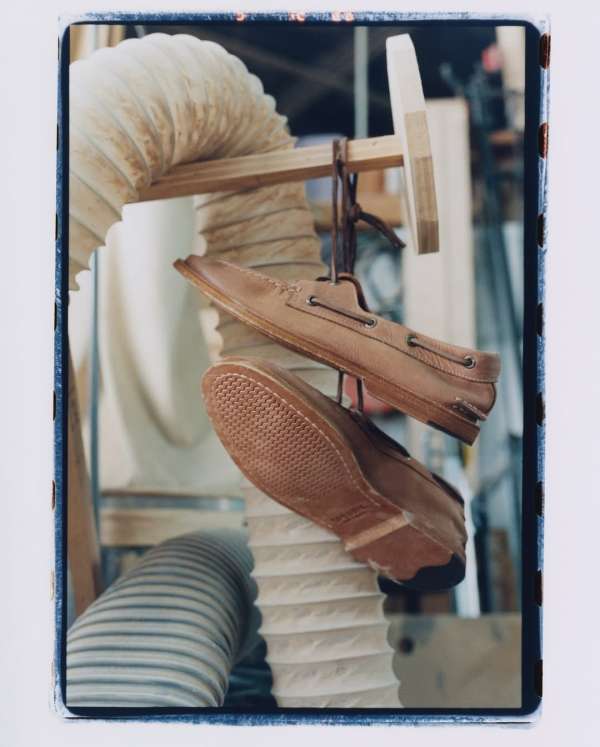 Lucia Bell-Epstein (@luuuuush) photographs ...