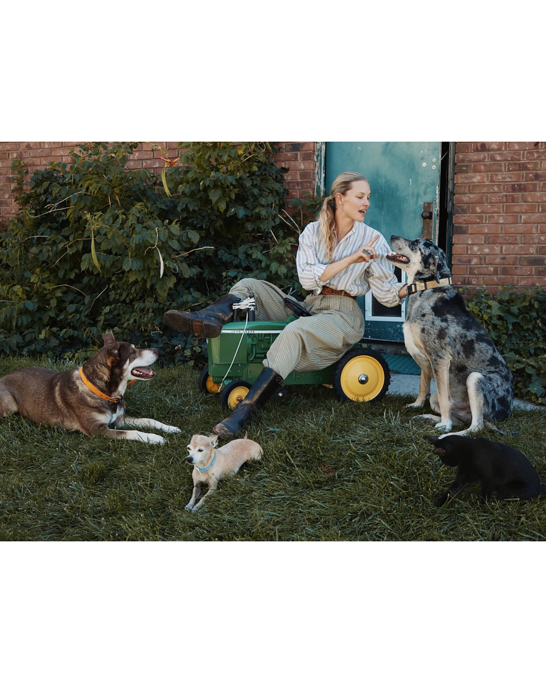 Mei Tao (@taomeitao) directs and photographs a new personal project, “Home Coming”.
⠀⠀⠀⠀⠀⠀⠀⠀⠀
Set in Utah, Mei Tao captures longtime friend and muse Hannah, in the place she grew up. The series is an intimate portrait of stillness, strength, and belonging.
⠀⠀⠀⠀⠀⠀⠀⠀⠀
“I wanted to bear witness to her beauty, her strength, her grace, her ease as it was glowing in Utah. This woman saying, I am at home here.”
—Mei Tao
⠀⠀⠀⠀⠀⠀⠀⠀⠀
Shot across stills and film with a small, dedicated team, the work is guided by instinct and shaped by the deep trust between subject and photographer. Mei was fortunate to gather 4 teammates who would contribute their talent and care filming with her. She worked closely with her DOP to develop the visual direction outlined in the script.
⠀⠀⠀⠀⠀⠀⠀⠀⠀
#meitao #director #photogapher #homecoming #utah #personalproject