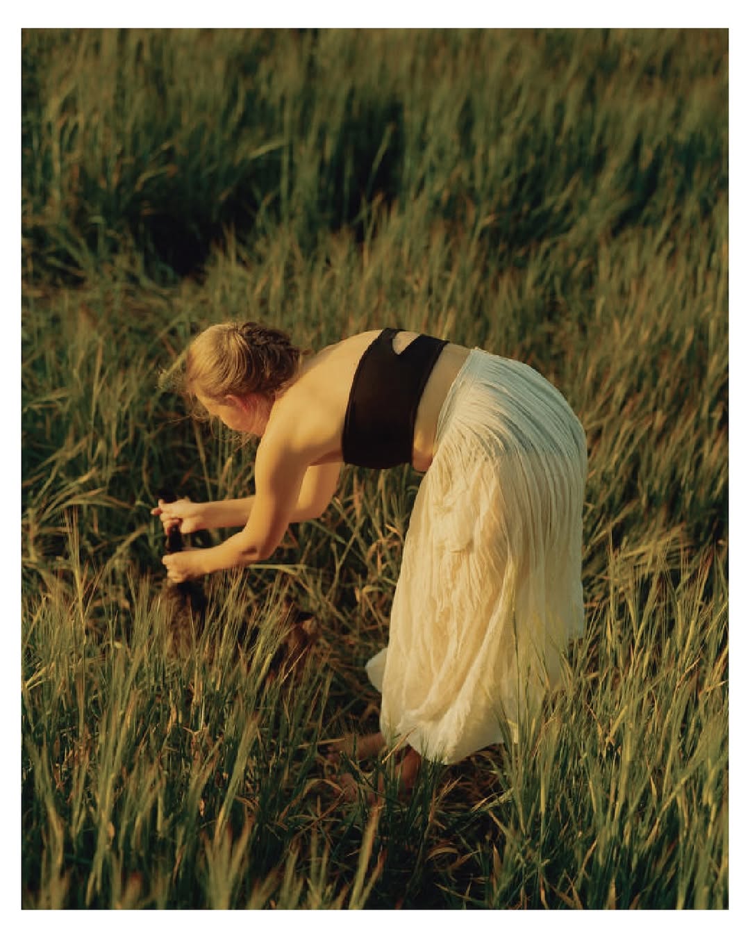 Set over a summer in rural Devon, I’d like to get to know you is photographer Francesca Allen’s (@francesca_allen_) tender exploration of her evolving relationship with her younger sister, Alida. What unfolds is a portrait of hesitations and revelations, a push and pull that speaks to the complexity of familial bonds.
⠀⠀⠀⠀⠀⠀⠀⠀⠀
In sun-soaked images, Francesca captures moments of tension and ease, intimacy and distance, as the sisters navigate shifting dynamics and self-discovery.
⠀⠀⠀⠀⠀⠀⠀⠀⠀
This book marks Francesca’s first photo series featuring her sister, Alida. Since its 2022 release, she has continued to document Alida across new locations and life stages.
⠀⠀⠀⠀⠀⠀⠀⠀⠀
#francescaallen #photographer #alida #book
