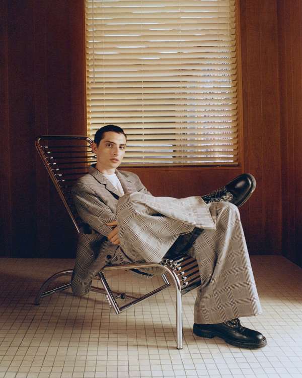Leeor Wild (@leeorwild) directs & photograp...