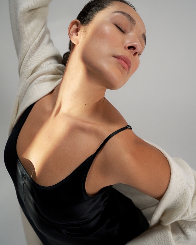 We’re thrilled to welcome Karolina Frechowicz (@karolinafre) to the Laird and Good Company roster.
⠀⠀⠀⠀⠀⠀⠀⠀⠀
Karolina is a wardrobe stylist whose work spans across editorial, commercial, and branded campaigns. Her career began at Vogue Hommes in Paris, where she discovered a passion for storytelling through clothing. 
⠀⠀⠀⠀⠀⠀⠀⠀⠀
Karolina approaches every project with the belief that wardrobe styling is not just about clothes, but about creating an atmosphere and visual identity that resonates. Over the years, Karolina has developed a reputation for her sharp editorial eye, adaptability, and collaborative spirit.
⠀⠀⠀⠀⠀⠀⠀⠀⠀
Select clients include clients includes @adidas, @asos, @brooksrunning, @drink818, @fourseasons, @googlepay, @katespadeny, @marriottbonvoy, @nakedcashmere, @uniqlo, and more.
⠀⠀⠀⠀⠀⠀⠀⠀⠀
Featured Work —
⠀⠀⠀⠀⠀⠀⠀⠀⠀
1, 2. Four Seasons @fourseasons
3, 4, 5. Elle Indonesia @elleindonesia
6, 7, 8. Naked Cashmere @nakedcashmere
9, 10. Brooke & Bruna
⠀⠀⠀⠀⠀⠀⠀⠀⠀
#KarolinaFrechowicz #WardrobeStylist #LairdandGoodCompany