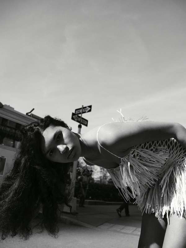 Shandi Alexander (@shandilatee) styles Maya...
