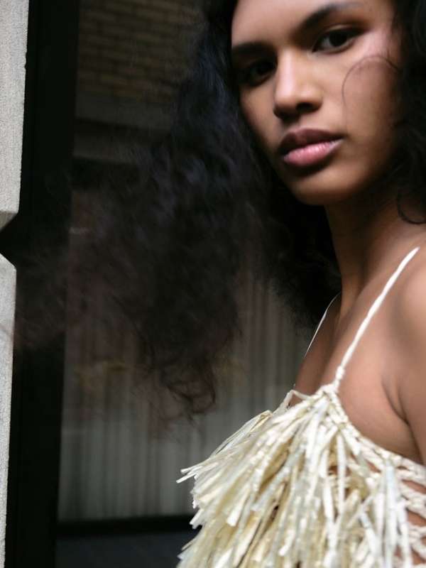 Shandi Alexander (@shandilatee) styles Maya...