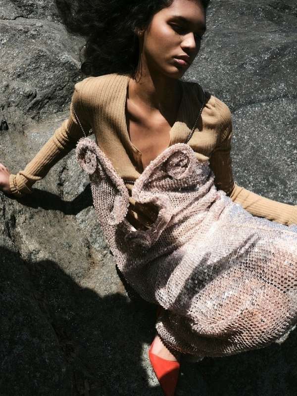 Shandi Alexander (@shandilatee) styles Maya...
