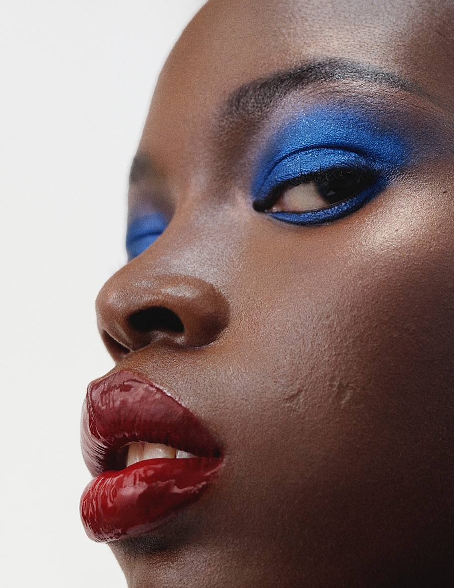 Benjamin Madgwick (@benjaminmadgwick) photographs Adhieu Arok (@adhieu.jurkuch) for the cover of @wonderland’s 20th anniversary issue wearing @louisvuitton beauty
⠀⠀⠀⠀⠀⠀⠀⠀⠀
Model @adhieu.jurkuch 
Words by @ericarana
Senior Editor @ellabardsley_
Editor @ericarana
Features Editor @tibbitsben
Art Director @mike.w.morton
Assistant Art Director @beth1owri
Junior Art Director @llltash
Fashion Director @abigailhazard
Production Director Lola Randall
Production Director @clemmiehyde
Hair by @sandrahahnel 
Make-up by @sophiasinot 
Nails by @jessica_ciesco
Props and Texture Stylist @olivia.clifford_
1st Photography Assistant @gracetasselli 
2nd Photography Assistant @aurelielagoutte
3rd Photography Assistant @jonathanleigh_photo
Makeup Assistant @fp_mua
⠀⠀⠀⠀⠀⠀⠀⠀⠀
#BenjaminMadgwick #Photographer #Wonderland #LouisVuitton #Beauty