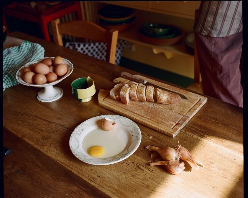 Lucia Bell-Epstein (@luuuuush) directs & photographs @justinechase in Normandy at her grandparents’ home for @colbo.nyc AW25 collection.
⠀⠀⠀⠀⠀⠀⠀⠀⠀
Photo assist @xander.rapparport
Art direction + Stylist eldar hadad
Talent @justinechase
⠀⠀⠀⠀⠀⠀⠀⠀⠀
#LuciaBellEpstein #Director #Photographer #Colbo #LairdandGoodCompany