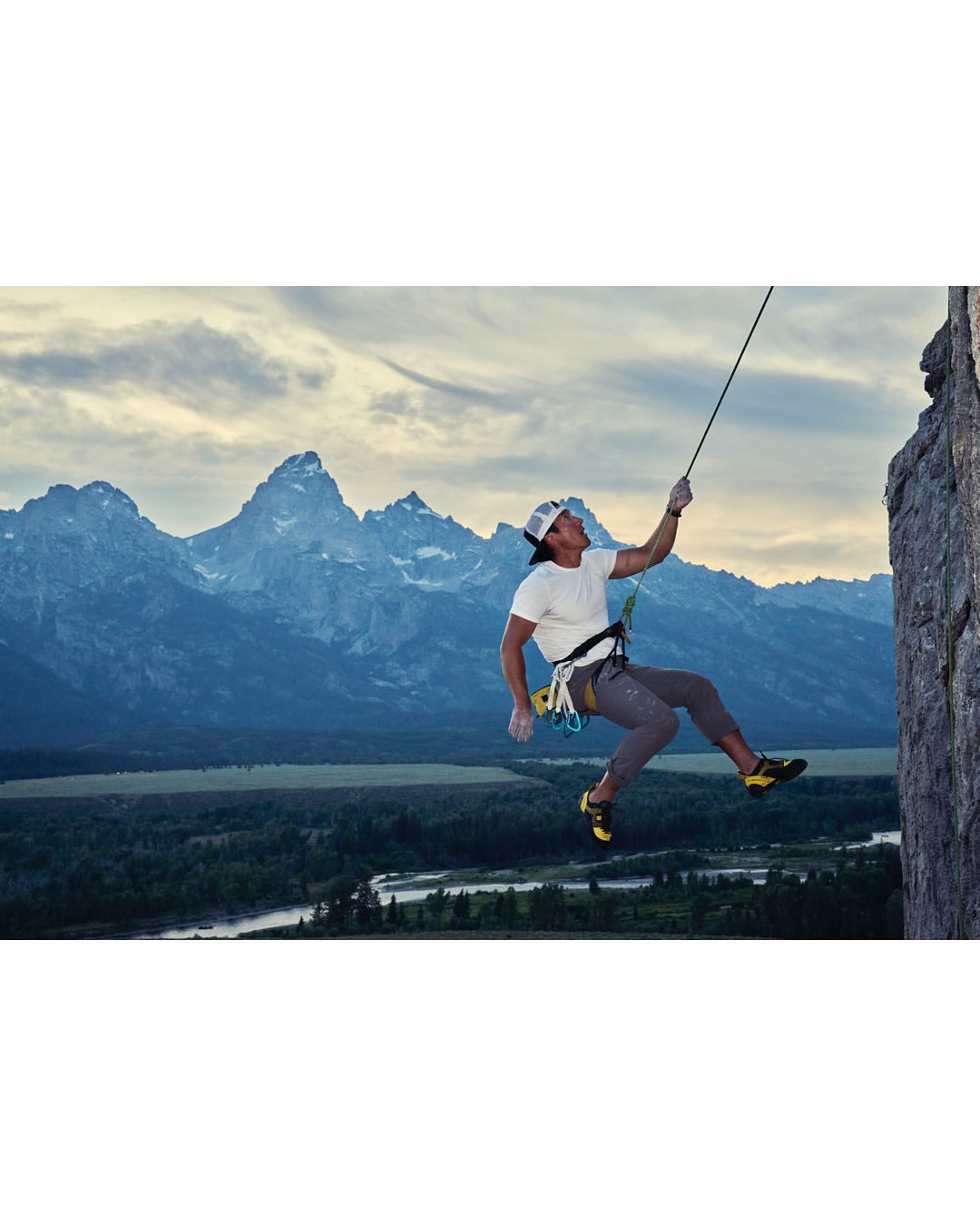 Jem Mitchell (@jem_mitchell_studio) photographs @jimmychin for the first issue of @harrodsman wearing @bremontwatches and @brunellocucinelli_brand. 
Featuring a behind the scenes image from the climb with @jem_mitchell_studio and @jimmychin.
⠀⠀⠀⠀⠀⠀⠀⠀⠀
Production (Utah) @erichroepke
Production (London) @zozzaroberts @wendyhinton14
Fashion Editor @christopheruiz_
Editor @katie_service_
Interview @lindsay_macpherson
⠀⠀⠀⠀⠀⠀⠀⠀⠀
#JemMitchell #Photographer #Harrods #JimmyChin