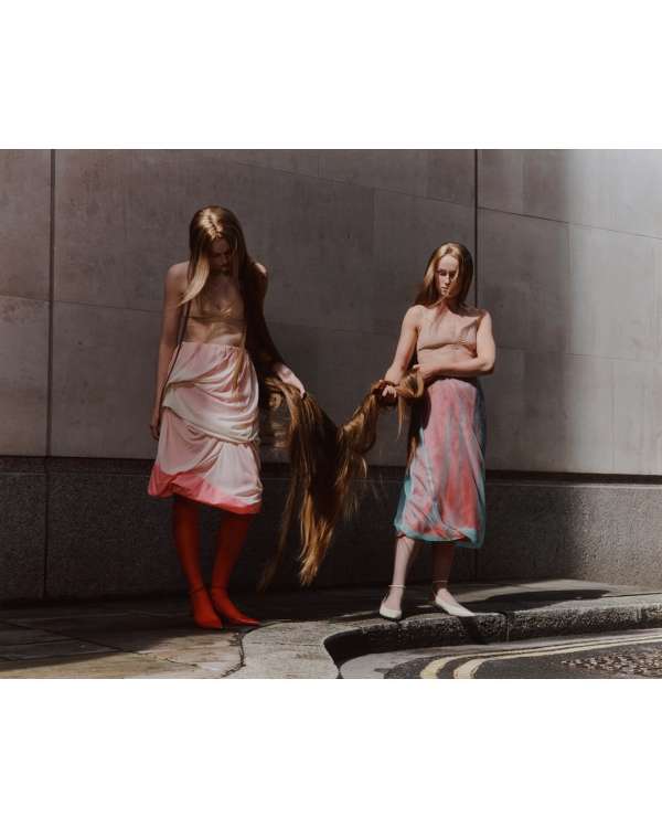 Lara Angelil (@laraangelil) photographs a v...