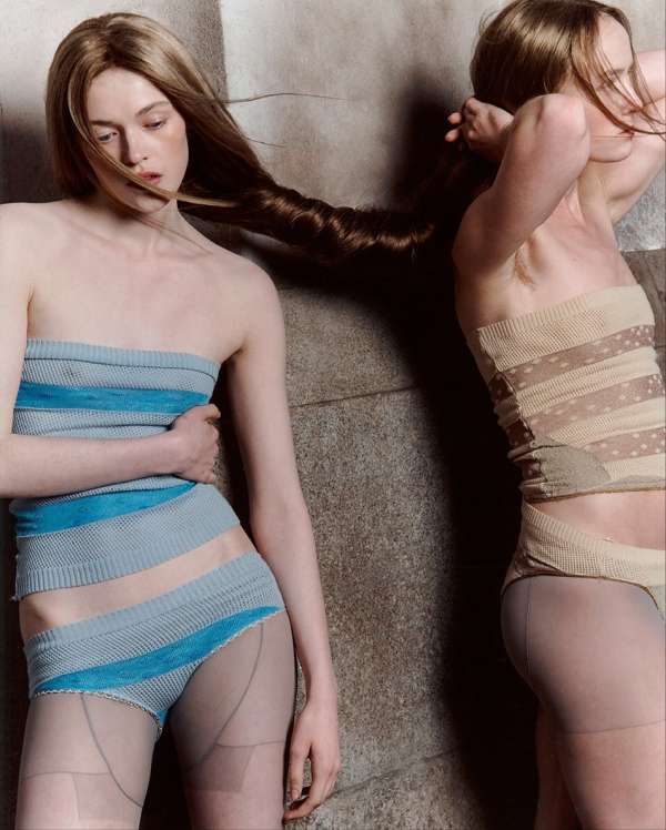 Lara Angelil (@laraangelil) photographs a v...