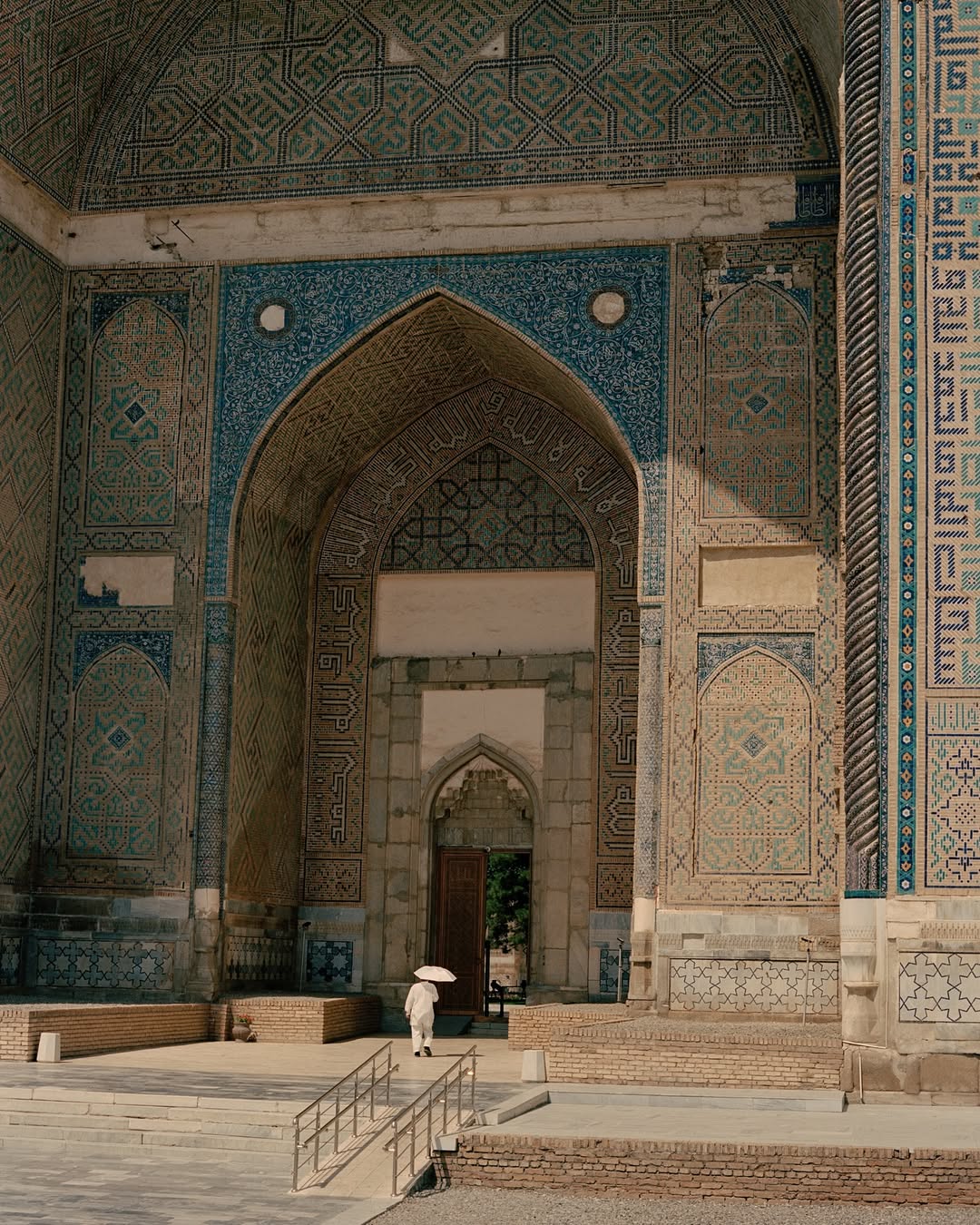 Rich Stapleton photographs Samarkand, Uzbekistan for @holidaymagazine ‘Under a Sacred Gaze’
⠀⠀⠀⠀⠀⠀⠀⠀⠀
Production @lairdandgoodcompany
Local production Akhmad @invisibleislandstudio
Talent Lina @ Samark model
Film processing @iconla
⠀⠀⠀⠀⠀⠀⠀⠀⠀
#RichStapleton #Photographer #HolidayMagazine #Samarkand #Uzbekistan