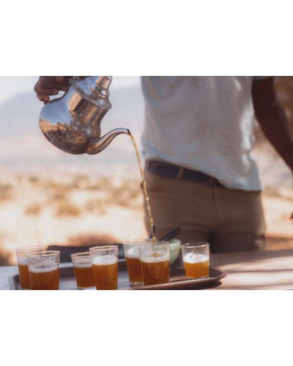 Finn Beales (@finn) photographs his travels...