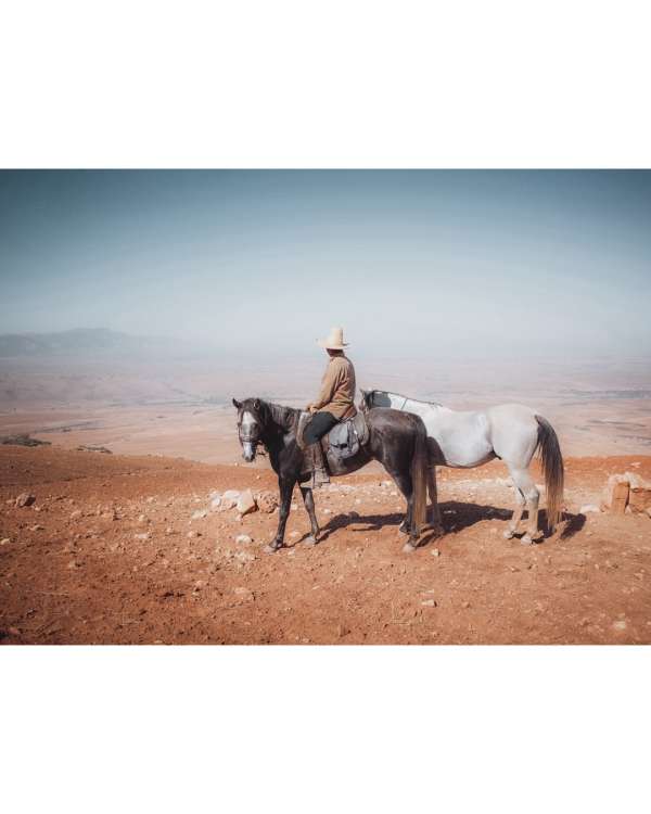 Finn Beales (@finn) photographs his travels...