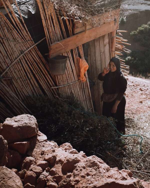 Finn Beales (@finn) photographs his travels...