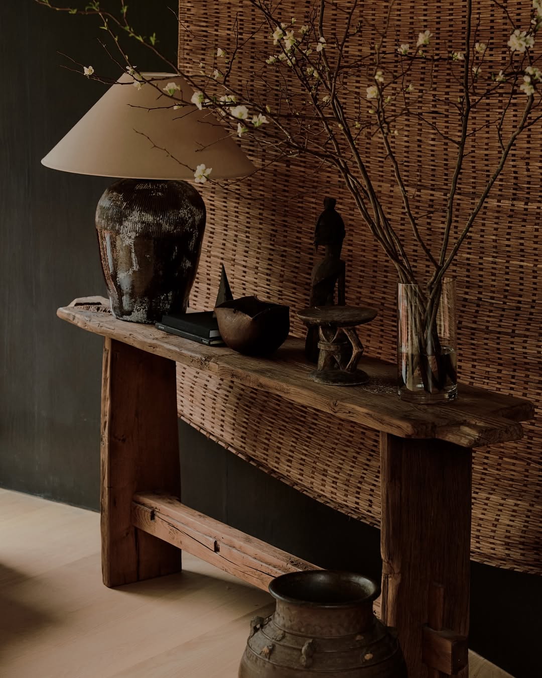 William Jess Laird (@william.jess.laird) photographs an East Hampton retreat by @helenacluniesross for @archdigest 
⠀⠀⠀⠀⠀⠀⠀⠀⠀
Styling @timbrwn
Writer @kerrypieri
⠀⠀⠀⠀⠀⠀⠀⠀⠀
#WilliamJessLaird #Photographer #ArchitecturalDigest