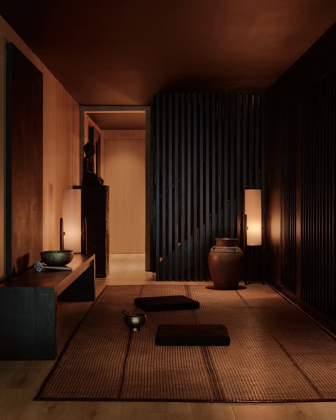 William Jess Laird (@william.jess.laird) photographs an East Hampton retreat by @helenacluniesross for @archdigest 
⠀⠀⠀⠀⠀⠀⠀⠀⠀
Styling @timbrwn
Writer @kerrypieri
⠀⠀⠀⠀⠀⠀⠀⠀⠀
#WilliamJessLaird #Photographer #ArchitecturalDigest