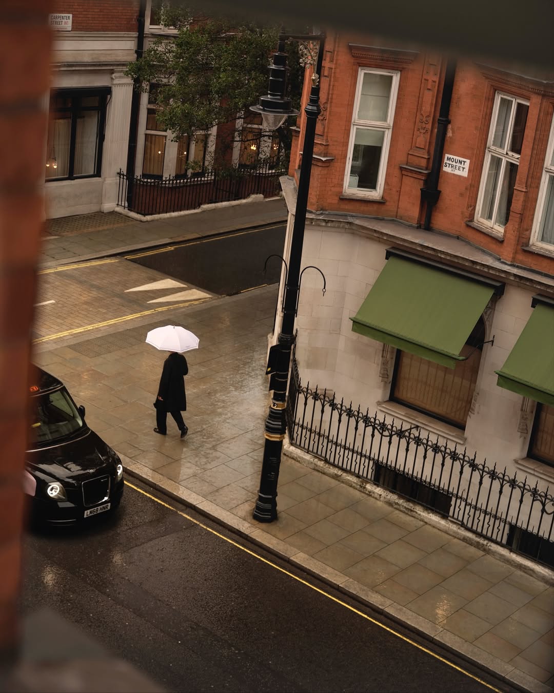 Maureen M. Evans (@maureenme) photographs @nordicknots London residency filled with their latest collections of textiles, bedding, and home decor.
⠀⠀⠀⠀⠀⠀⠀⠀⠀
#MaureenMEvans #Photographer #NordicKnots
