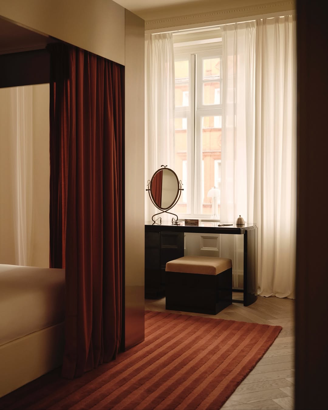 Maureen M. Evans (@maureenme) photographs @nordicknots London residency filled with their latest collections of textiles, bedding, and home decor.
⠀⠀⠀⠀⠀⠀⠀⠀⠀
#MaureenMEvans #Photographer #NordicKnots