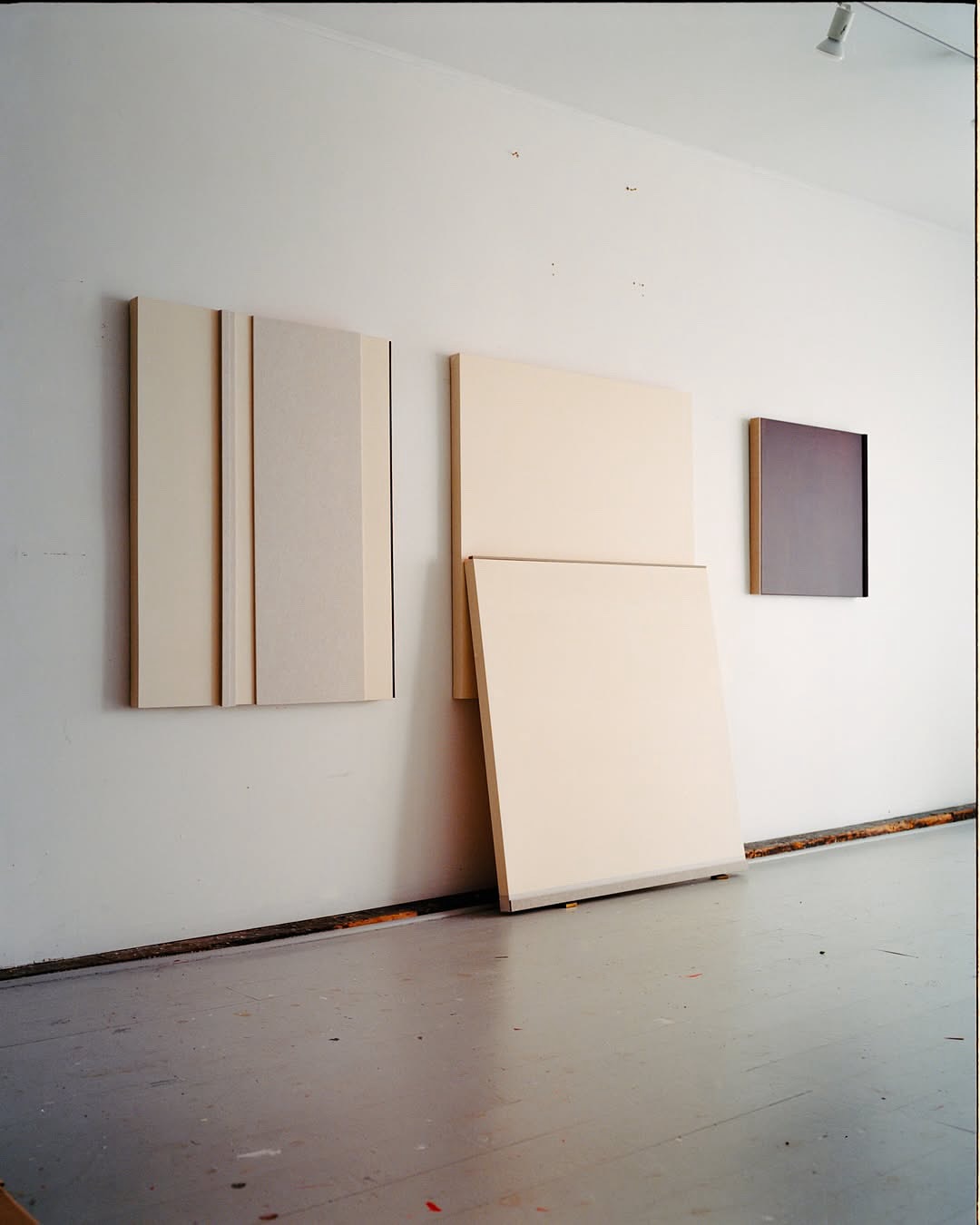 William Jess Laird (@william.jess.laird) spends an afternoon photographing artist Jennie C. Jones (@jcjstudio) for @plusmagazines.
⠀⠀⠀⠀⠀⠀⠀⠀⠀
#WilliamJessLaird #Photographer #PlusMagazines