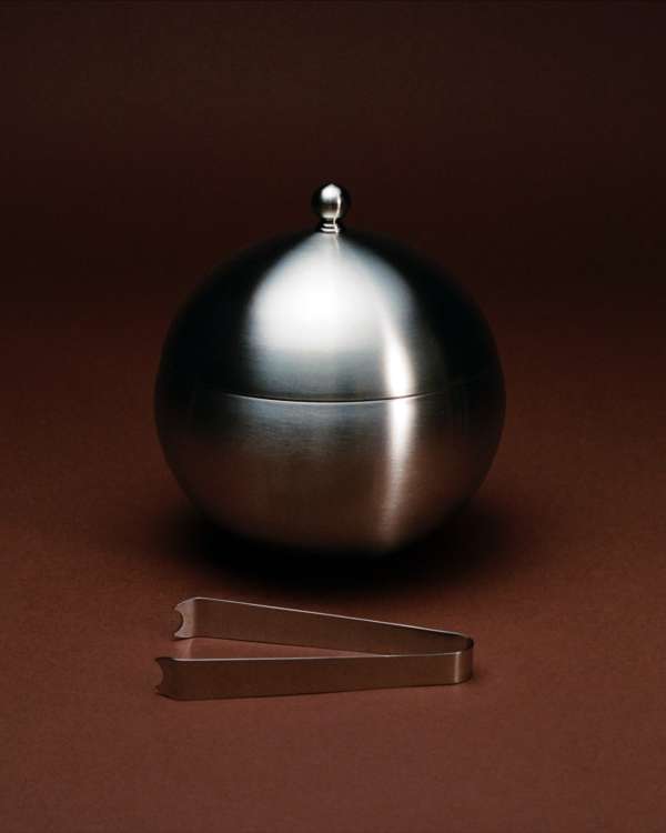 Lucia Bell-Epstein (@luuuuush) photographs ...