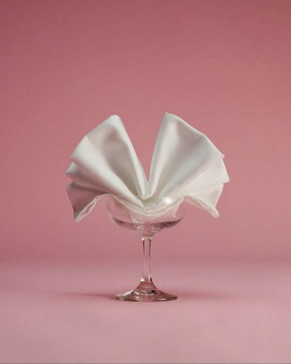 Lucia Bell-Epstein (@luuuuush) photographs ...