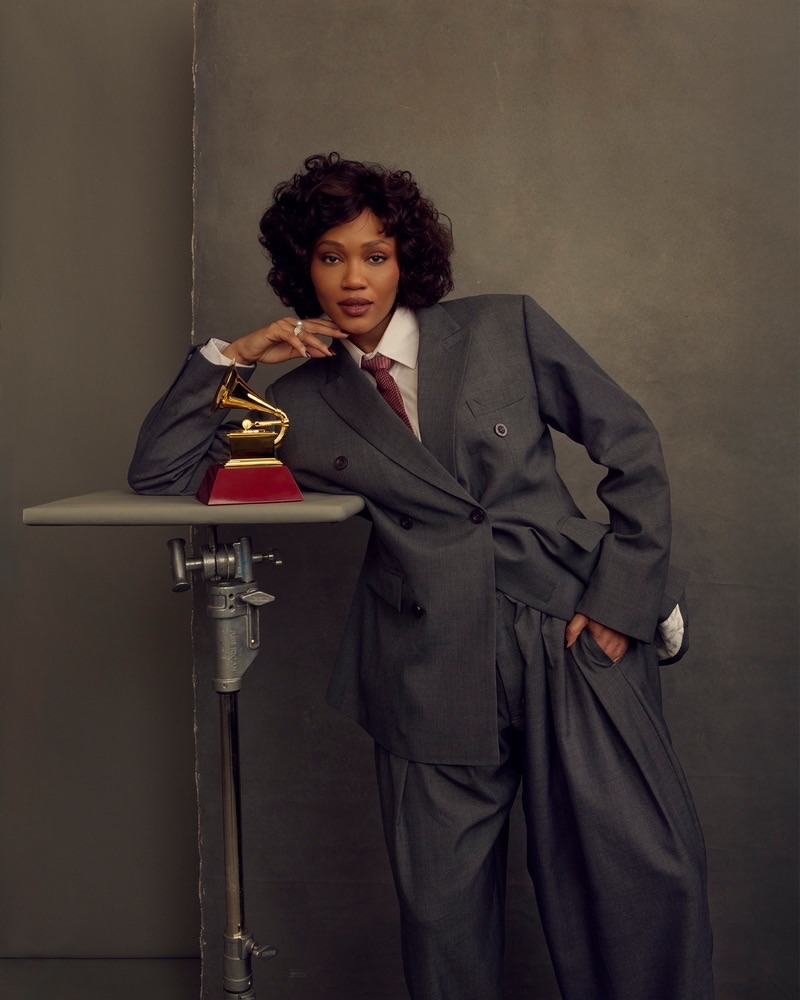 Ruven Afanador (@ruvenafanador) photographs the winners of the 26th Annual Latin GRAMMY Awards in Las Vegas for the Latin Recording Academy.
⠀⠀⠀⠀⠀⠀⠀⠀⠀
#RuvenAfanador #Photographer #LatinGrammys