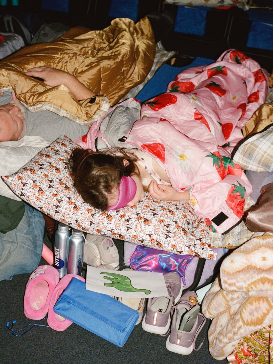 Lucia Bell-Epstein (@luuuuush) directs and photographs for The New York Times’ “A Night at the Museum” story, documenting the revival of the American Museum of Natural History’s (@amnh) beloved sleepover program after a five-year hiatus.
⠀⠀⠀⠀⠀⠀⠀⠀⠀
DP @andrewlprice 
Assist @xander.rapparport
⠀⠀⠀⠀⠀⠀⠀⠀⠀
#LuciaBellEpstein #Director #Photographer #NewYorkTimes #AmericanMuseumofNaturalHistory