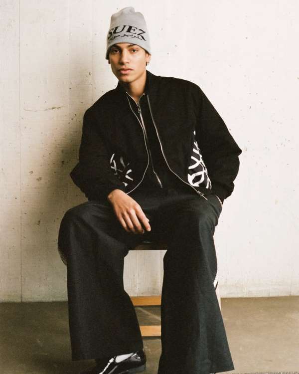 Jameela Elfaki (@jameelaelfaki) photographs...