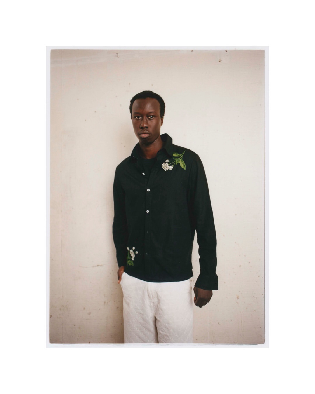 Jameela Elfaki (@jameelaelfaki) photographs the new @suezstudio AW25 collection
⠀⠀⠀⠀⠀⠀⠀⠀⠀
Assisted @will_bruce_1
Printed by Jameela @318_art_lab
⠀⠀⠀⠀⠀⠀⠀⠀⠀
#JameelaElfaki #Photographer #SUEZ