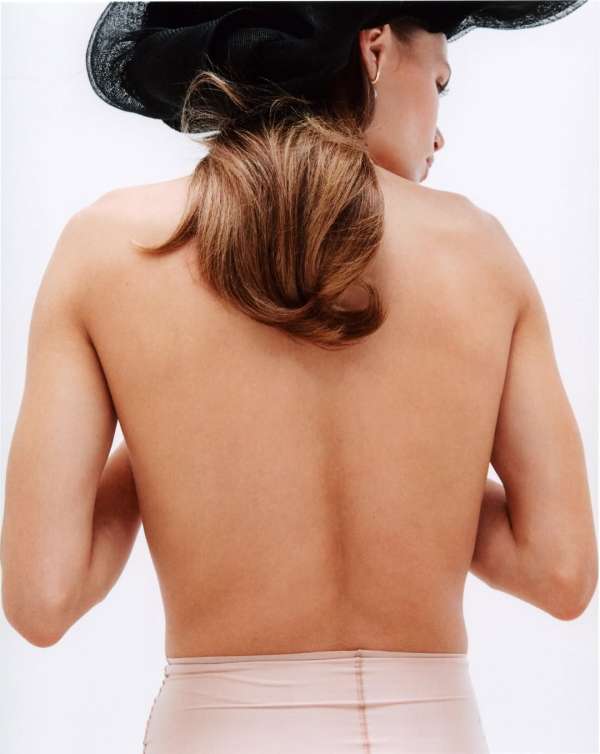 Lara Angelil (@laraangelil) photographs ‘Lo...