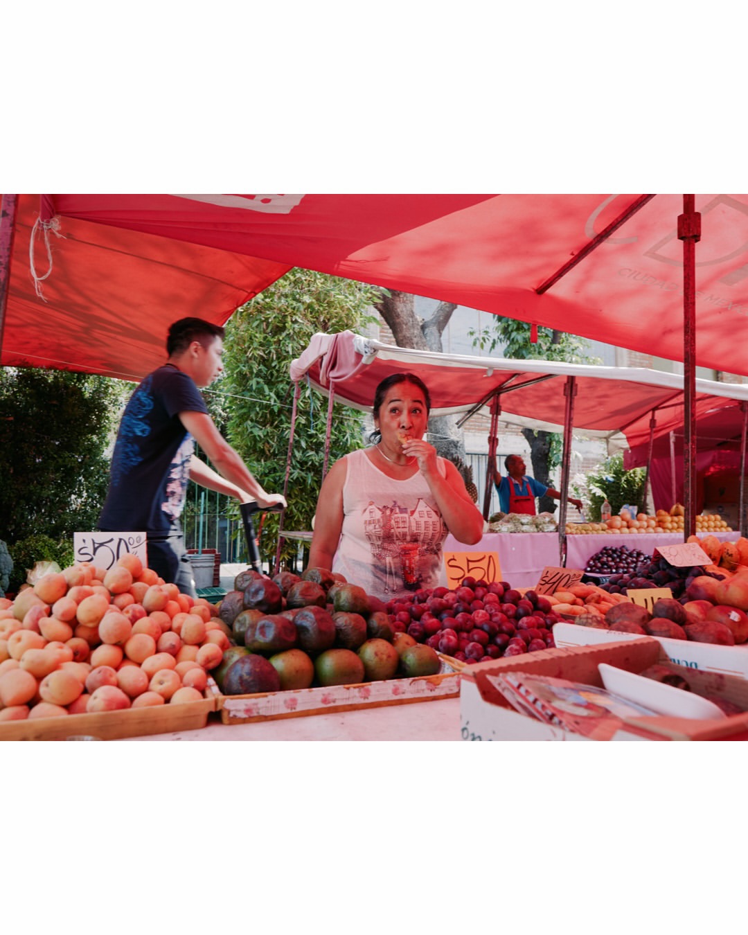 Photographer Mei Tao (@taomeitao) and writer, organizer, and artist Cameron Russell (@cameronrussell) brought The Art of Care to Mexico City as part of Decididas (@somosdecididas), an annual summit and week-long platform for women leaders across industries to share skills, stories, and transformative ideas.
⠀⠀⠀⠀⠀⠀⠀⠀⠀
During the summit, Mei and Cameron collaborated with human rights activist and trade union organizer @marcelinabautistabautista, founder of @caceh_mx—the first Mexican civil association dedicated to defending the labor rights of domestic workers. CACEH empowers domestic workers through education, legal rights workshops, public policy advocacy, and collective organizing.
⠀⠀⠀⠀⠀⠀⠀⠀⠀
The Art of Care centered care work as creative work, honoring the knowledge, skill, and leadership of domestic workers whose labor sustains families and communities, yet is too often made invisible.
⠀⠀⠀⠀⠀⠀⠀⠀⠀
#MeiTao #Photographer #TheArtofCare