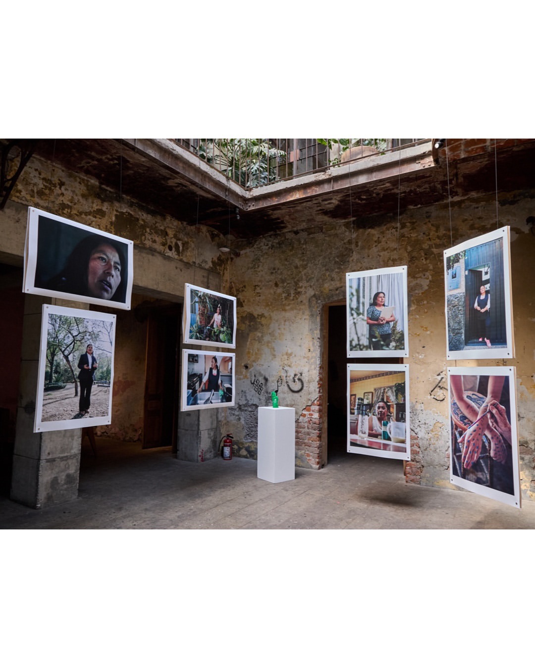 Photographer Mei Tao (@taomeitao) and writer, organizer, and artist Cameron Russell (@cameronrussell) brought The Art of Care to Mexico City as part of Decididas (@somosdecididas), an annual summit and week-long platform for women leaders across industries to share skills, stories, and transformative ideas.
⠀⠀⠀⠀⠀⠀⠀⠀⠀
During the summit, Mei and Cameron collaborated with human rights activist and trade union organizer @marcelinabautistabautista, founder of @caceh_mx—the first Mexican civil association dedicated to defending the labor rights of domestic workers. CACEH empowers domestic workers through education, legal rights workshops, public policy advocacy, and collective organizing.
⠀⠀⠀⠀⠀⠀⠀⠀⠀
The Art of Care centered care work as creative work, honoring the knowledge, skill, and leadership of domestic workers whose labor sustains families and communities, yet is too often made invisible.
⠀⠀⠀⠀⠀⠀⠀⠀⠀
#MeiTao #Photographer #TheArtofCare