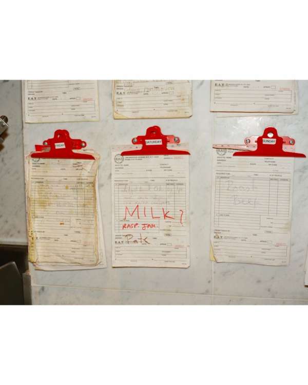 Lucia Bell-Epstein (@luuuuush) photographs ...