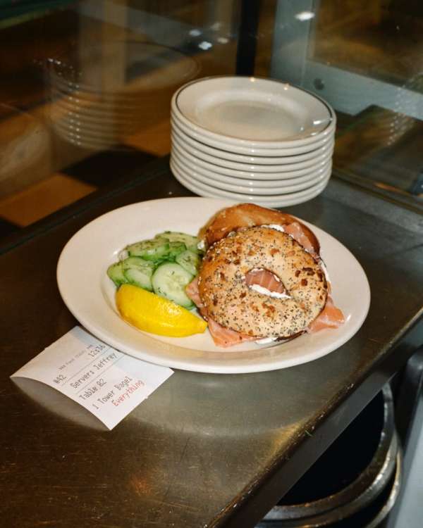 Lucia Bell-Epstein (@luuuuush) photographs ...