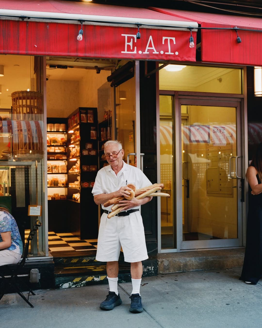 Lucia Bell-Epstein (@luuuuush) photographs Eli Zab...