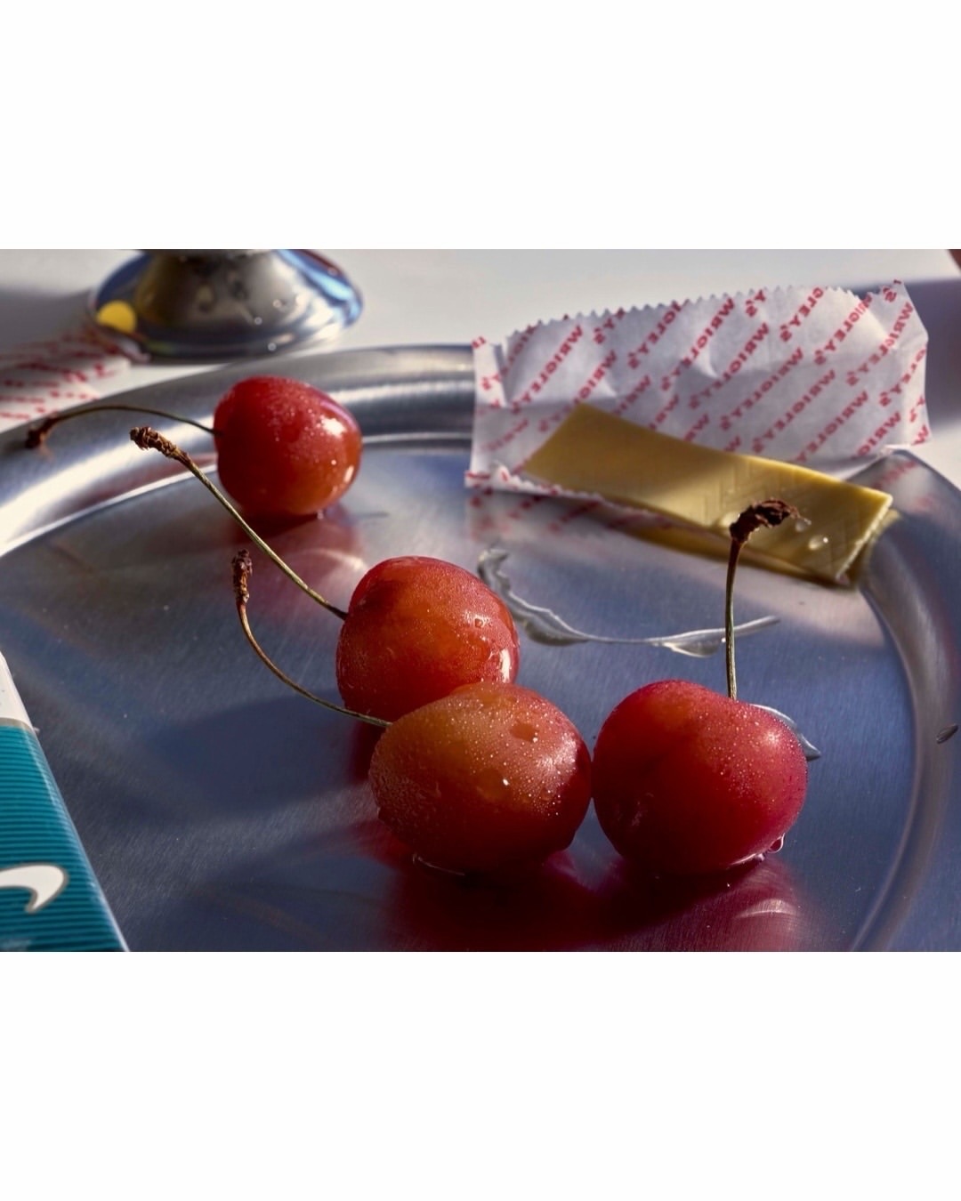 Grant Cornett (@grantcornett) photographs a personal project ‘Studies’ using ordinary objects from his studio. These still lifes reveal his distinct eye, turning the everyday into thoughtful, striking compositions.
⠀⠀⠀⠀⠀⠀⠀⠀⠀
#GrantCornett #Photographer #Studies