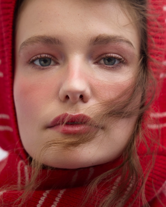 Heather Newberger (@heatherlucknexttime) styles Sara ♥️ 
⠀⠀⠀⠀⠀⠀⠀⠀⠀
Photographed by @toryrust
Makeup @theokoganmakeup
Hair @miwakourasugi3
Model @saravdhoek
⠀⠀⠀⠀⠀⠀⠀⠀⠀
#HeatherNewberger #WardrobeStylist #LairdandGoodCompany