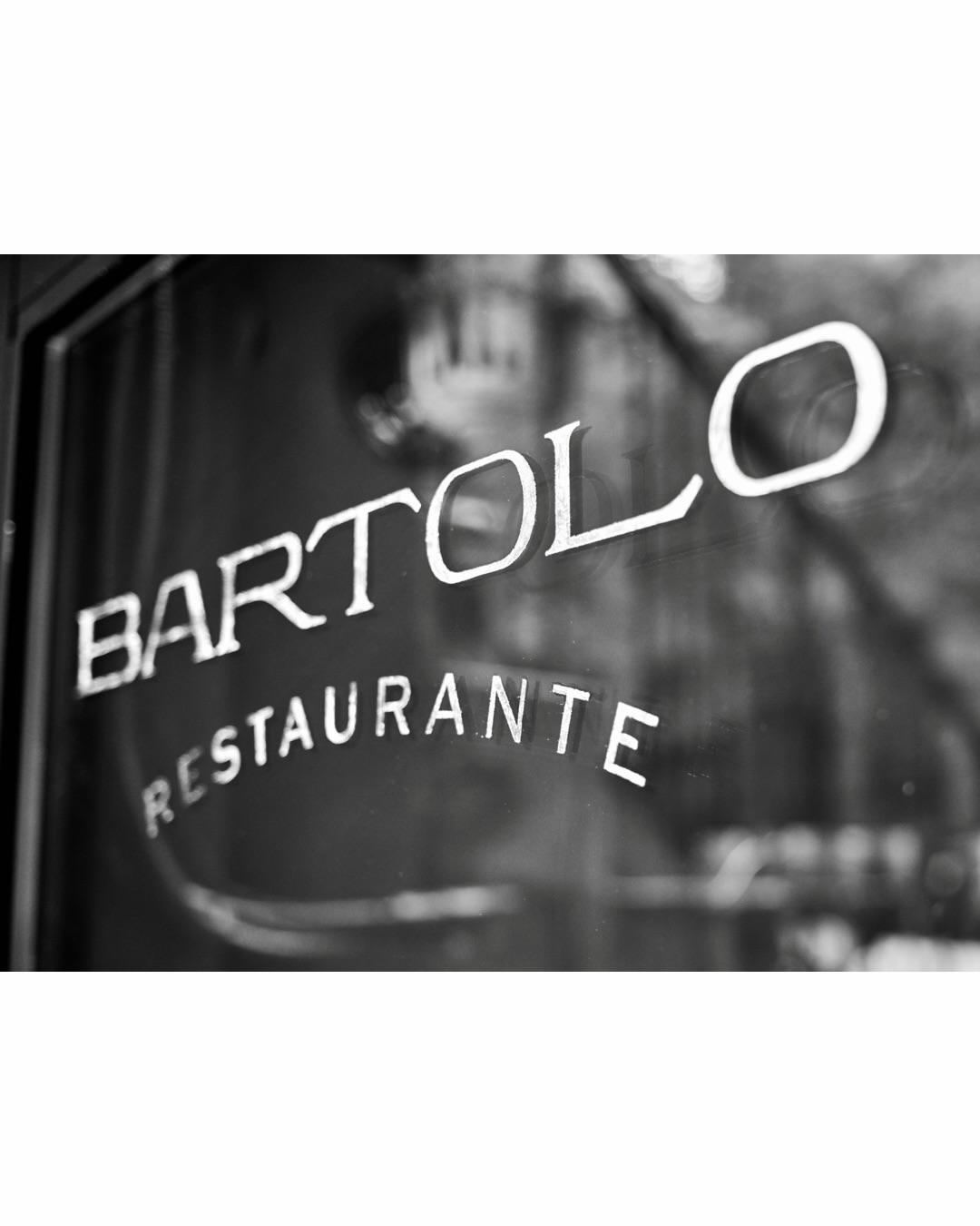 Gentl and Hyers (@gentlandhyers) photograph @bartolonyc, the latest opening from the team behind @ernestosnyc, bringing a warm, understated energy to the West Village.

#GentlandHyers #Photographer #Bartolo