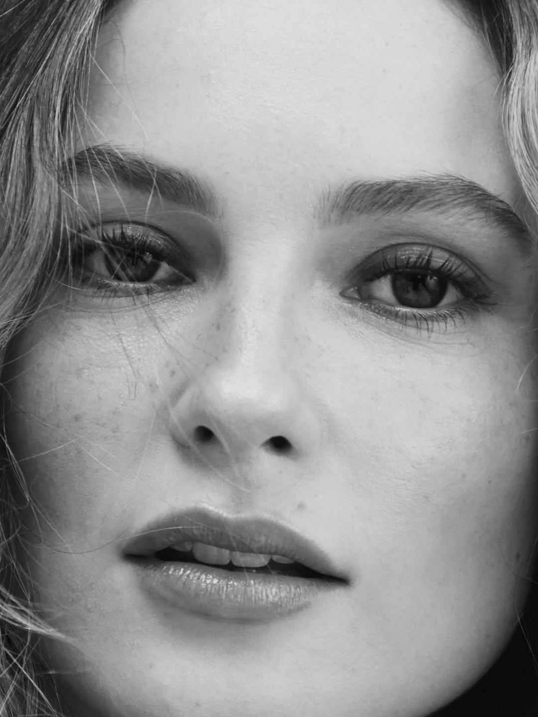 Mei Tao (@taomeitao) photographs @hannahfkdodd for...