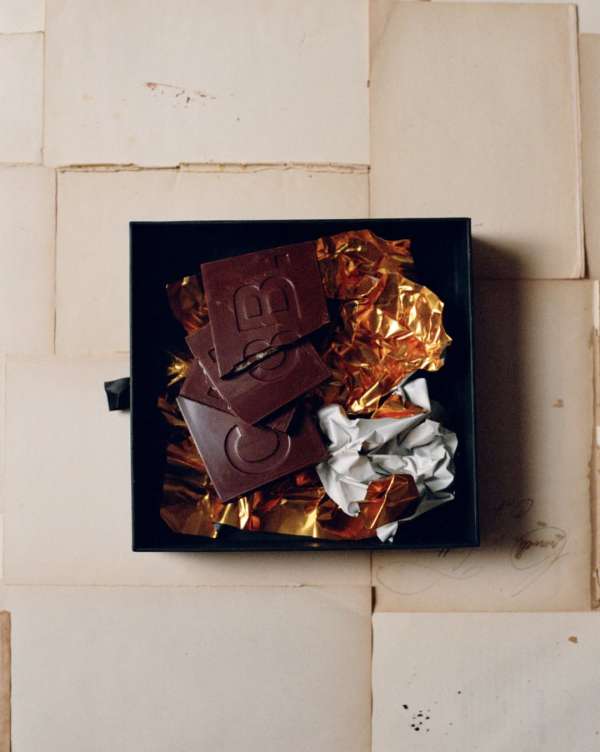 Lucia Bell-Epstein (@luuuuush) photographs ...