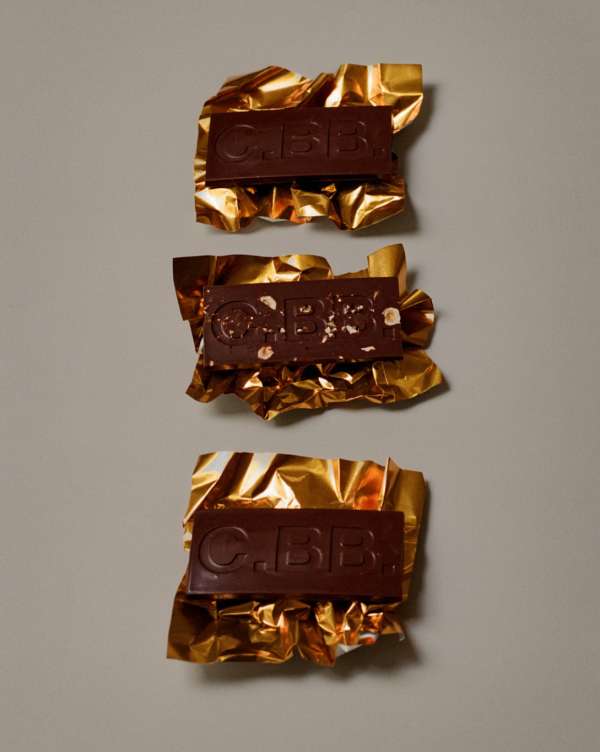 Lucia Bell-Epstein (@luuuuush) photographs ...