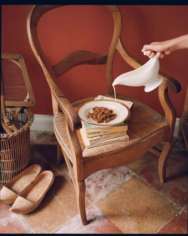 Lucia Bell-Epstein (@luuuuush) photographs ...