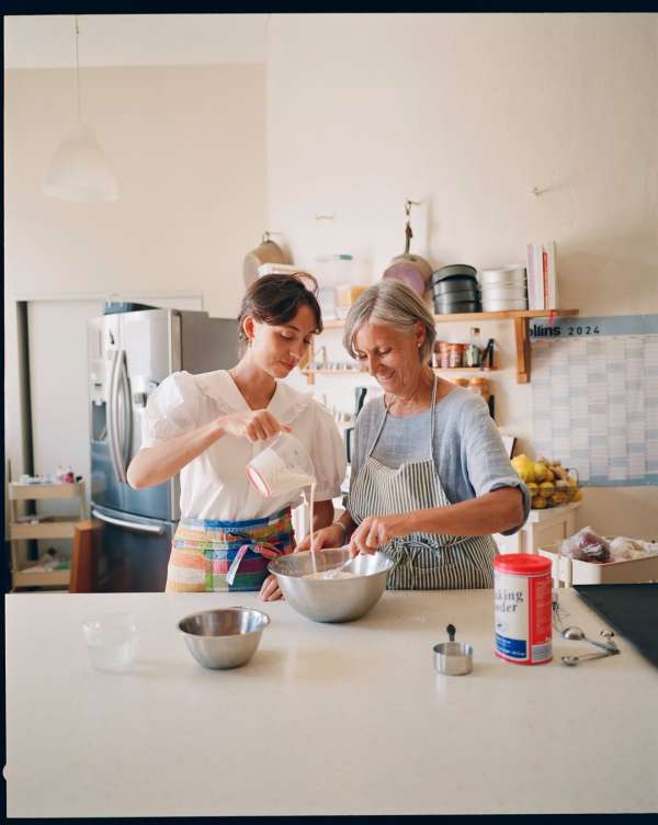 Lucia Bell-Epstein (@luuuuush) photographs ...