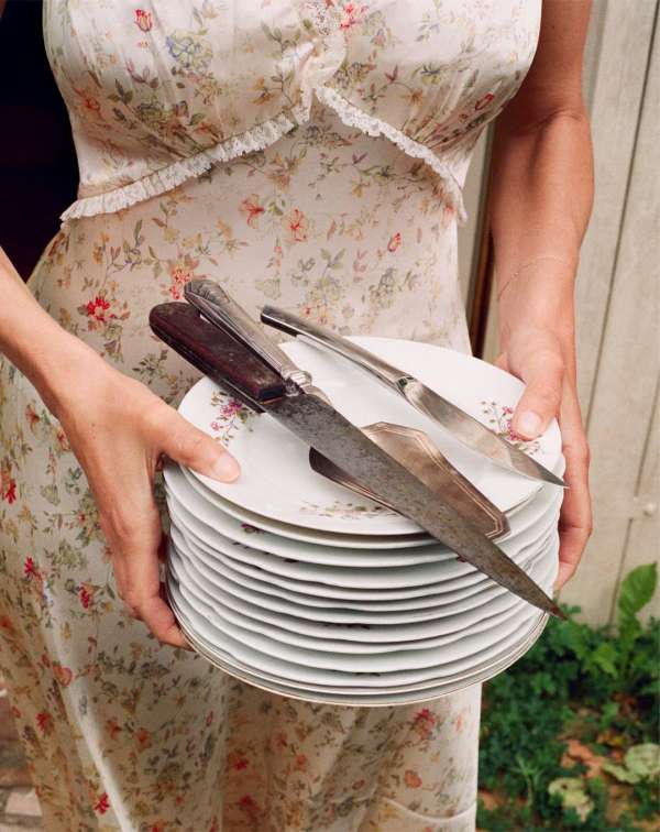 Lucia Bell-Epstein (@luuuuush) photographs ...